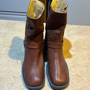 Nine West Women’s Size 9 Brown Leather Boots
